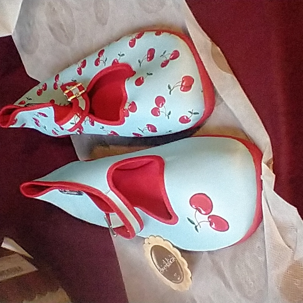 Chocolaticas style--cherry